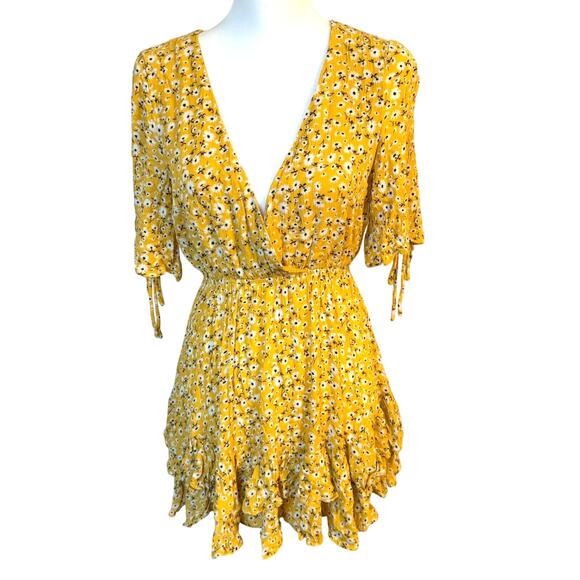 PETAL + PUP Women's 6 Yellow Floral Faux Wrap Mini Dress Ruffles Tiered Cottage - Picture 1 of 8